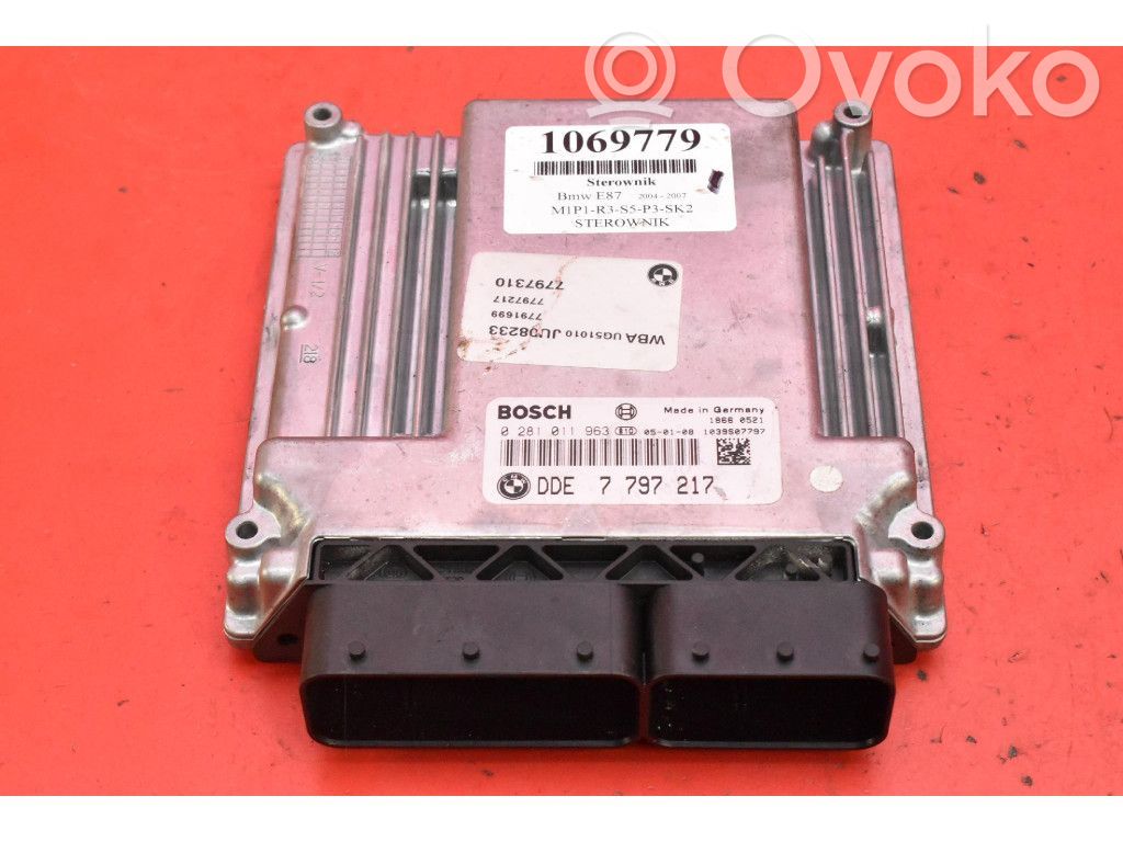 BMW 1 E81 E87 Engine control unit/module ECU 