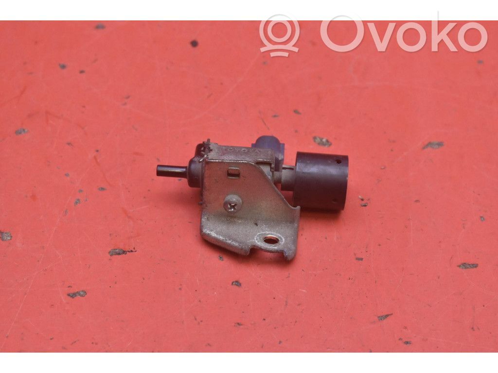 Toyota Auris 150 Soupape à vide