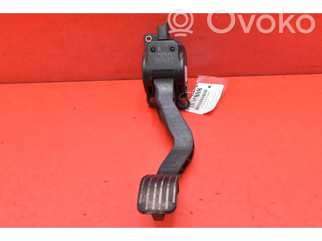 Peugeot 207 CC Accelerator throttle pedal 