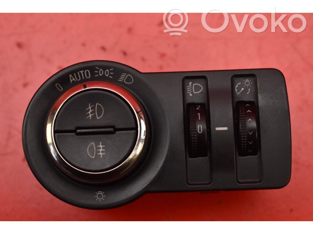 Opel Insignia A Interruptor de luz 