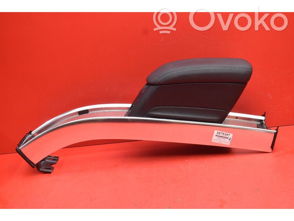 Opel Meriva A Consola central 