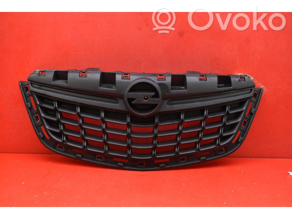 Opel Mokka Etusäleikkö 