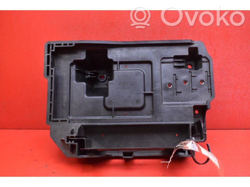 KIA Sportage Support boîte de batterie