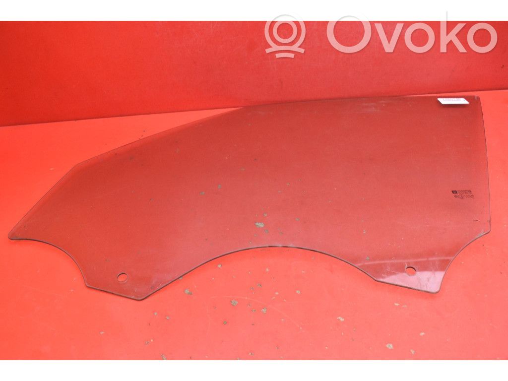 Opel Zafira C Szyba drzwi przednich