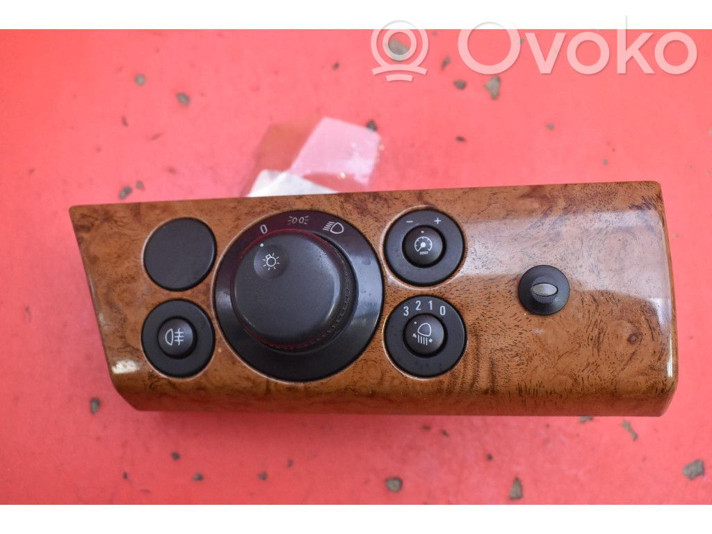 Opel Astra H Light switch 