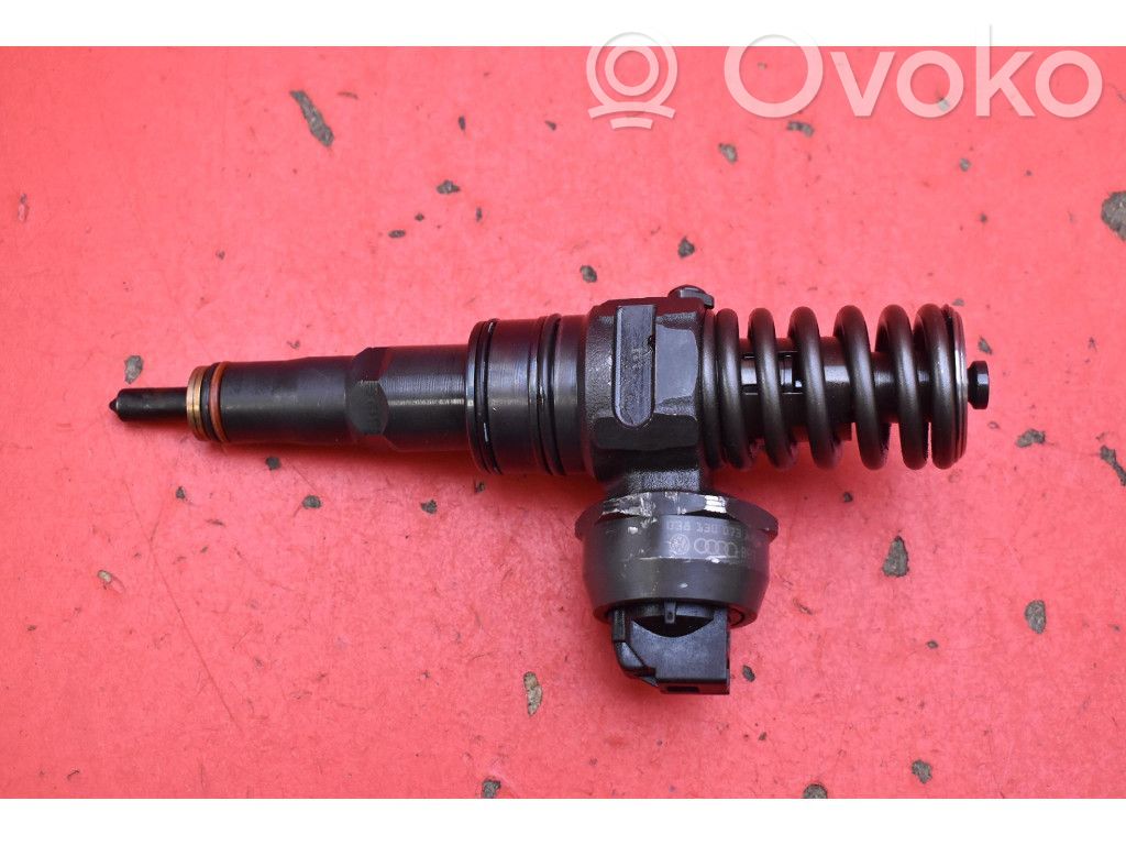 Inyector de combustible   038130073AN,038130073AN