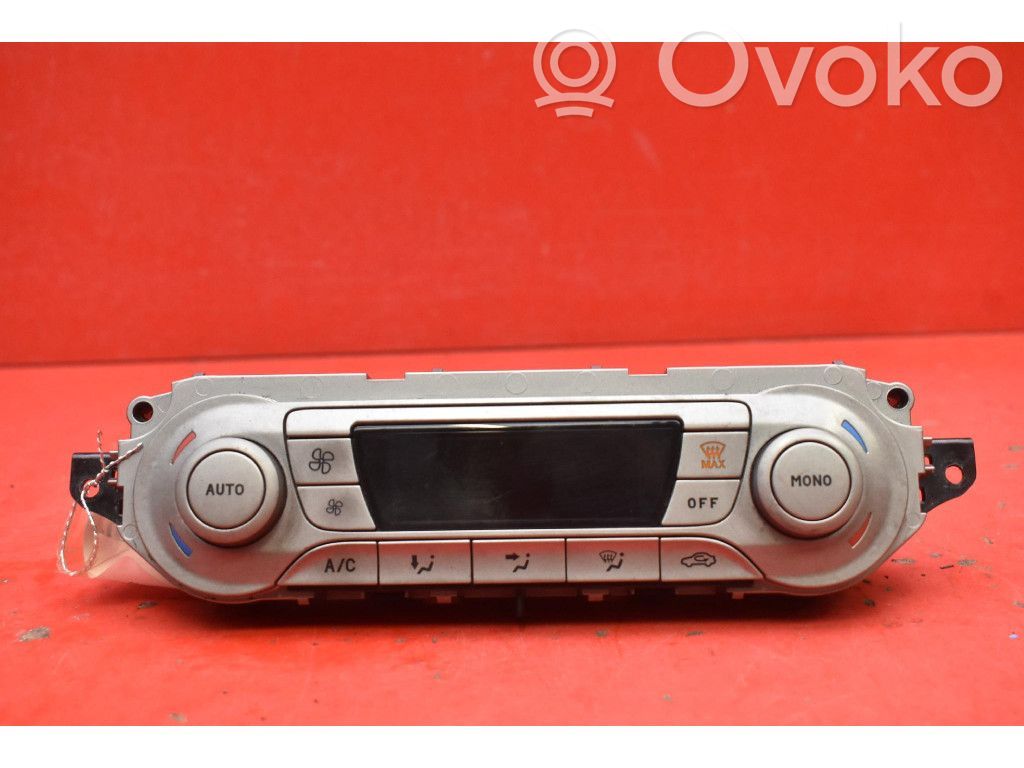 Ford C-MAX I Climate control unit 