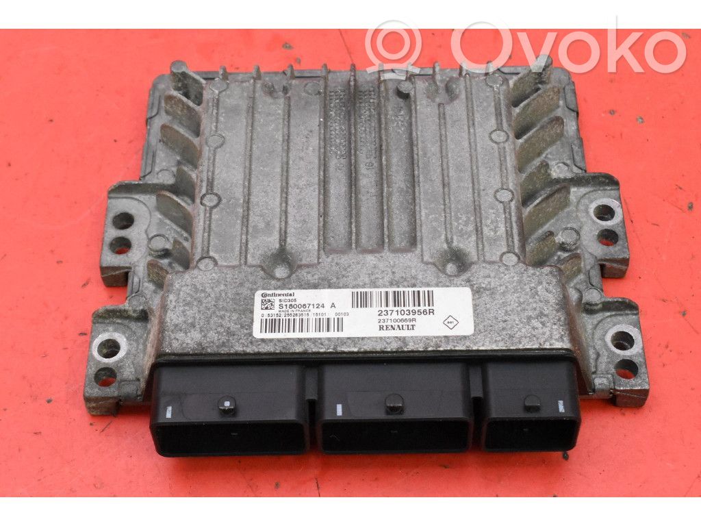 Renault Megane III Engine control unit/module ECU 