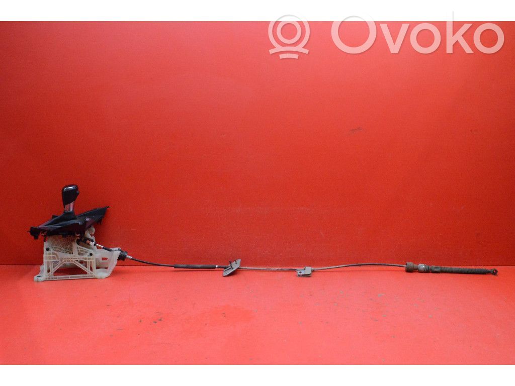 Pavarų perjungimo traukė   KD3146100,KD3146100