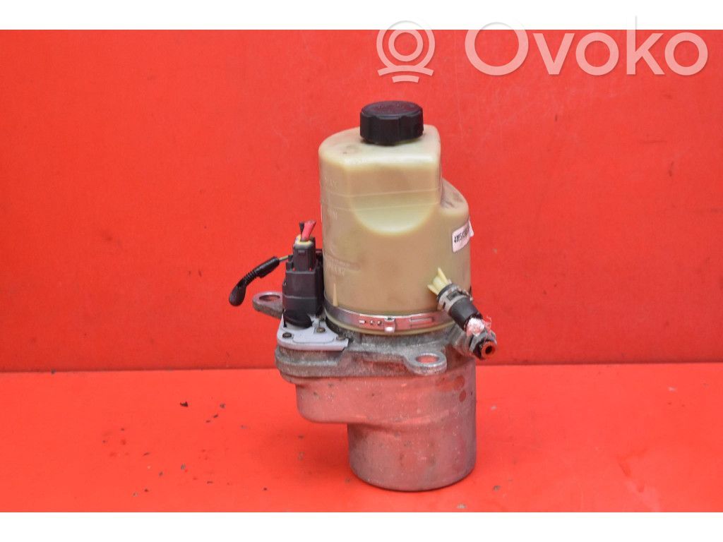 Ford C-MAX I Power steering pump 