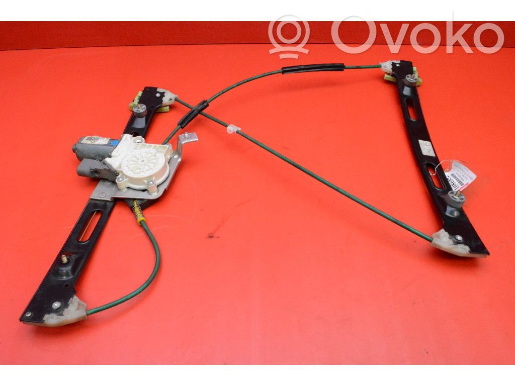BMW X3 E83 Front door window regulator with motor 