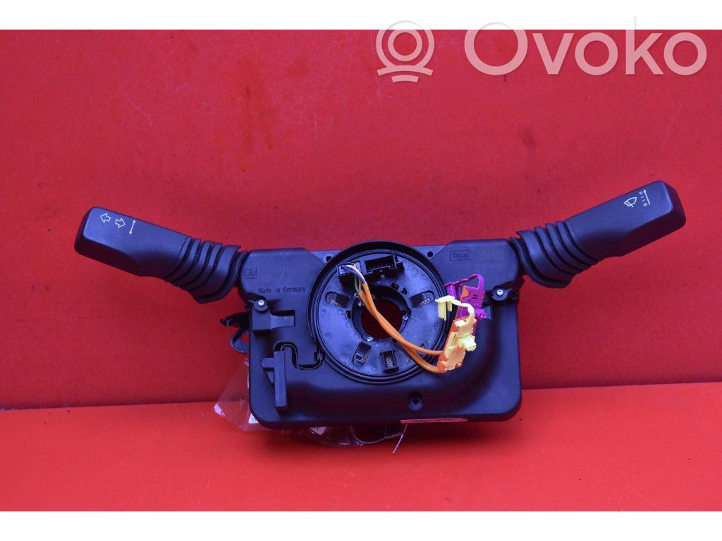 Opel Astra H Autres commutateurs / boutons / leviers 