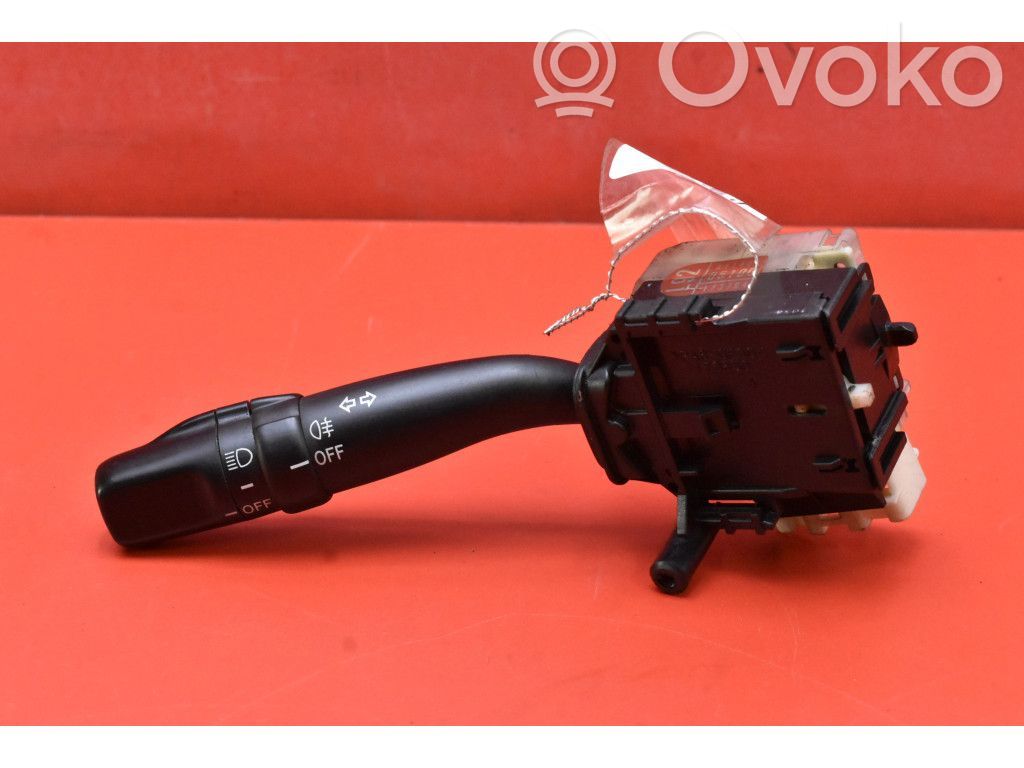 Toyota Avensis Verso Interruttore fari e tergicristallo 