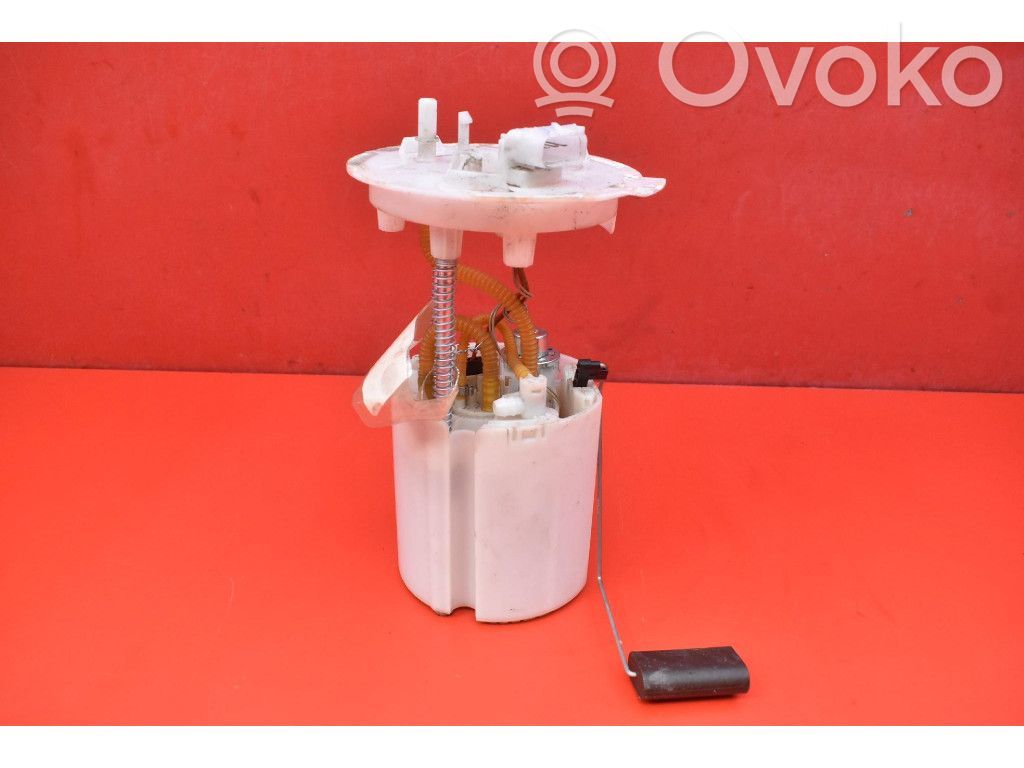 Opel Insignia A Bomba interna de combustible 
