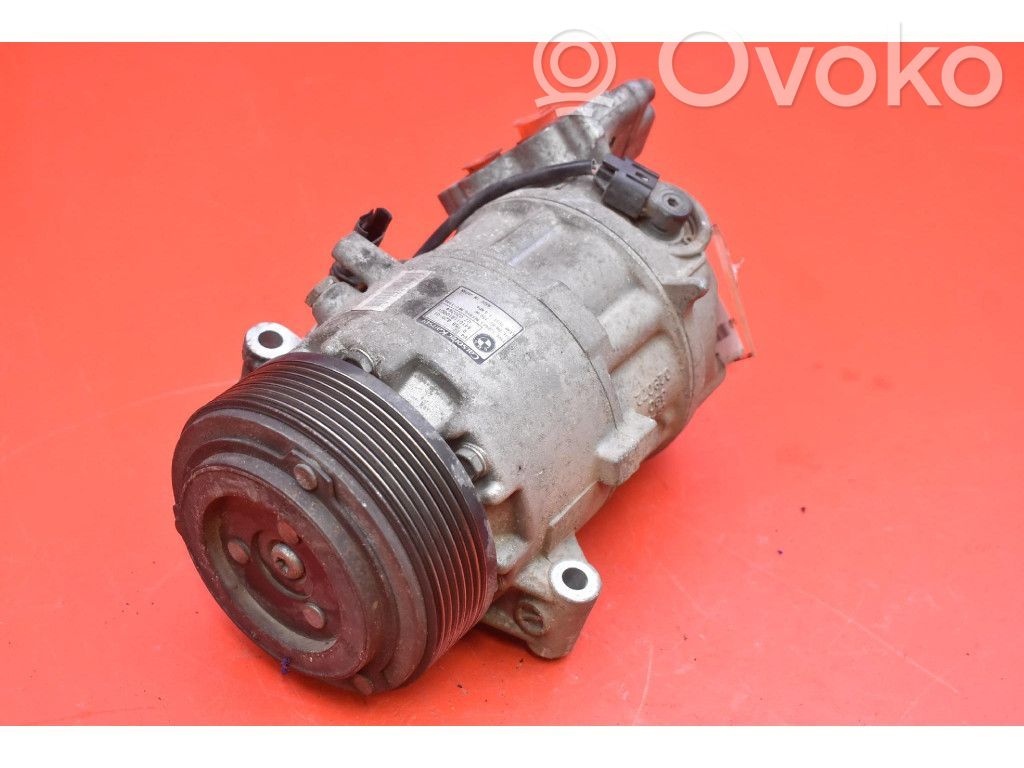 BMW 1 E82 E88 Ilmastointilaitteen kompressorin pumppu (A/C) 