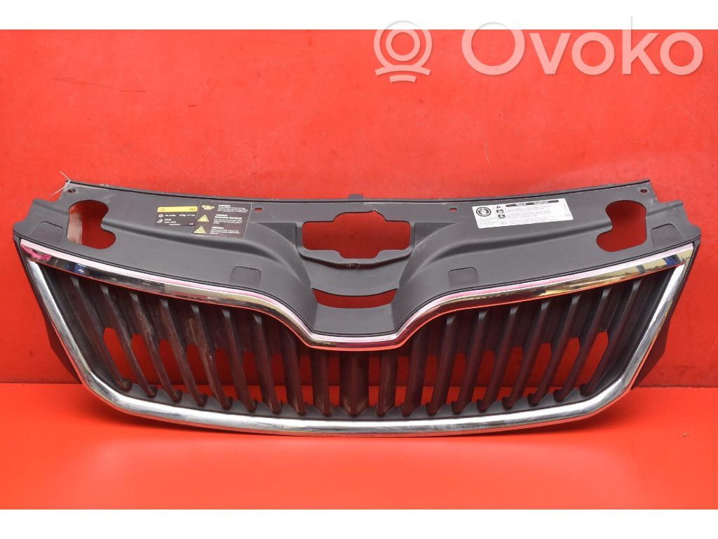 Skoda Rapid (NH) Grilă față 