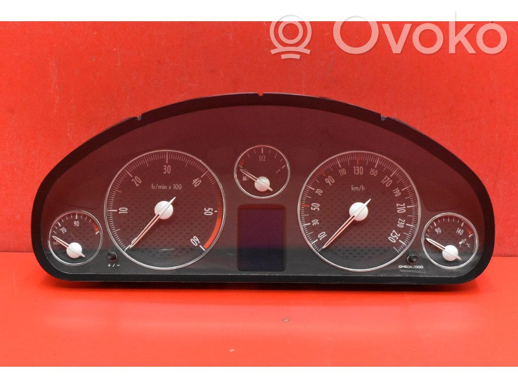 Peugeot 407 Geschwindigkeitsmesser Cockpit 