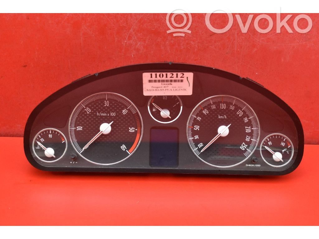 Peugeot 407 Geschwindigkeitsmesser Cockpit 