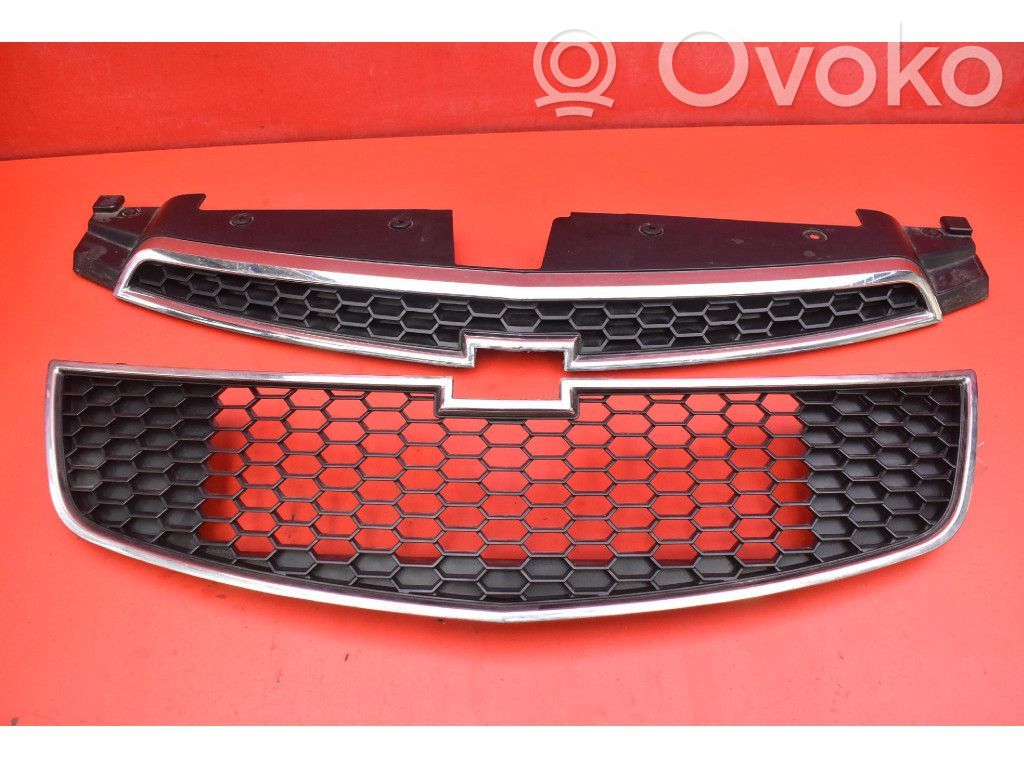 Chevrolet Cruze Grilă față 