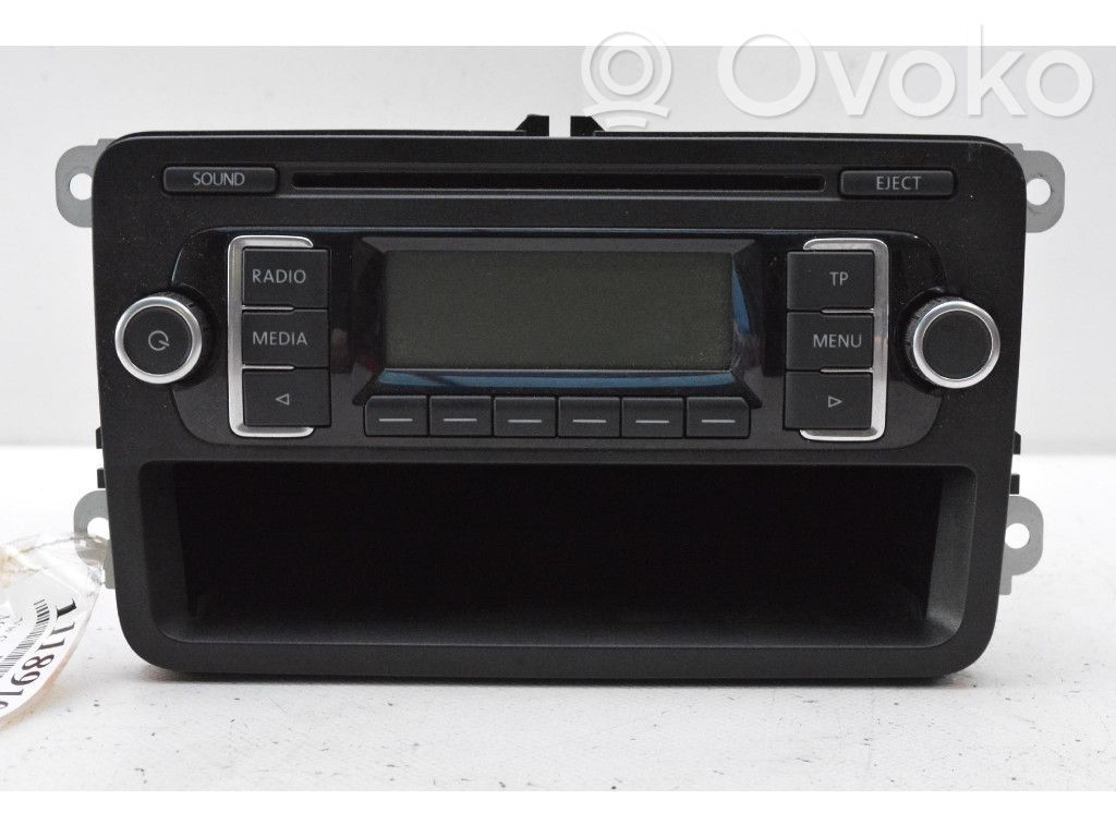 Volkswagen Golf V Panel / Radioodtwarzacz CD/DVD/GPS 