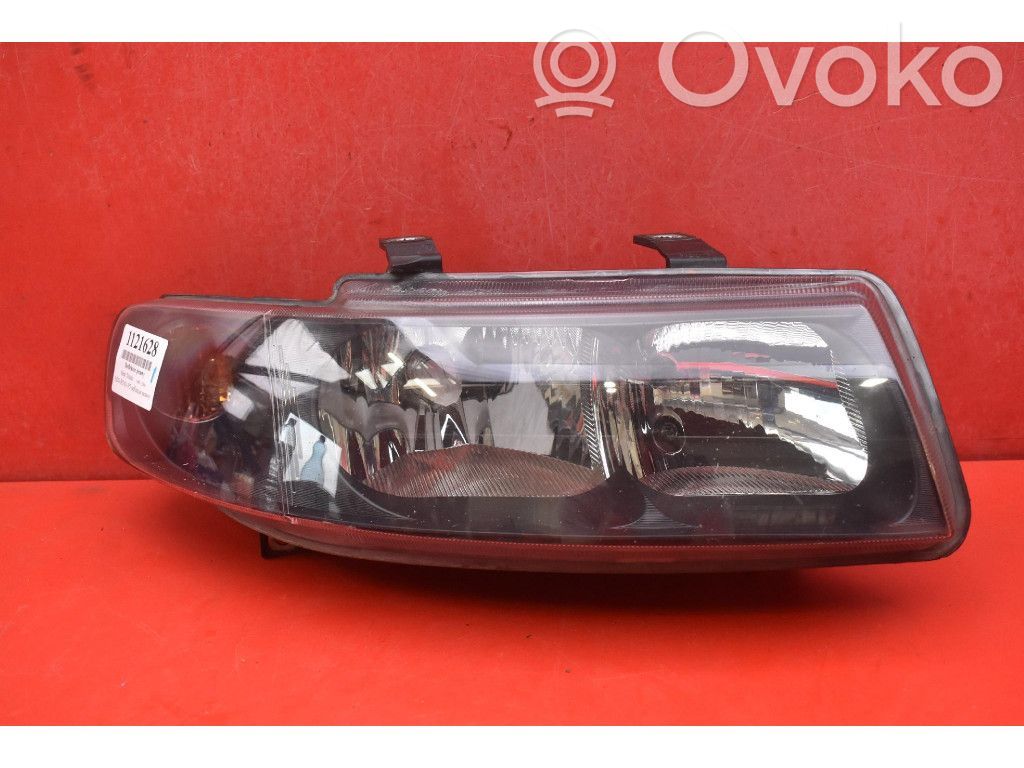 Seat Toledo II (1M) Передняя фара