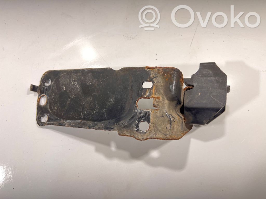 BMW 3 E90 E91 Halterung Kühler 