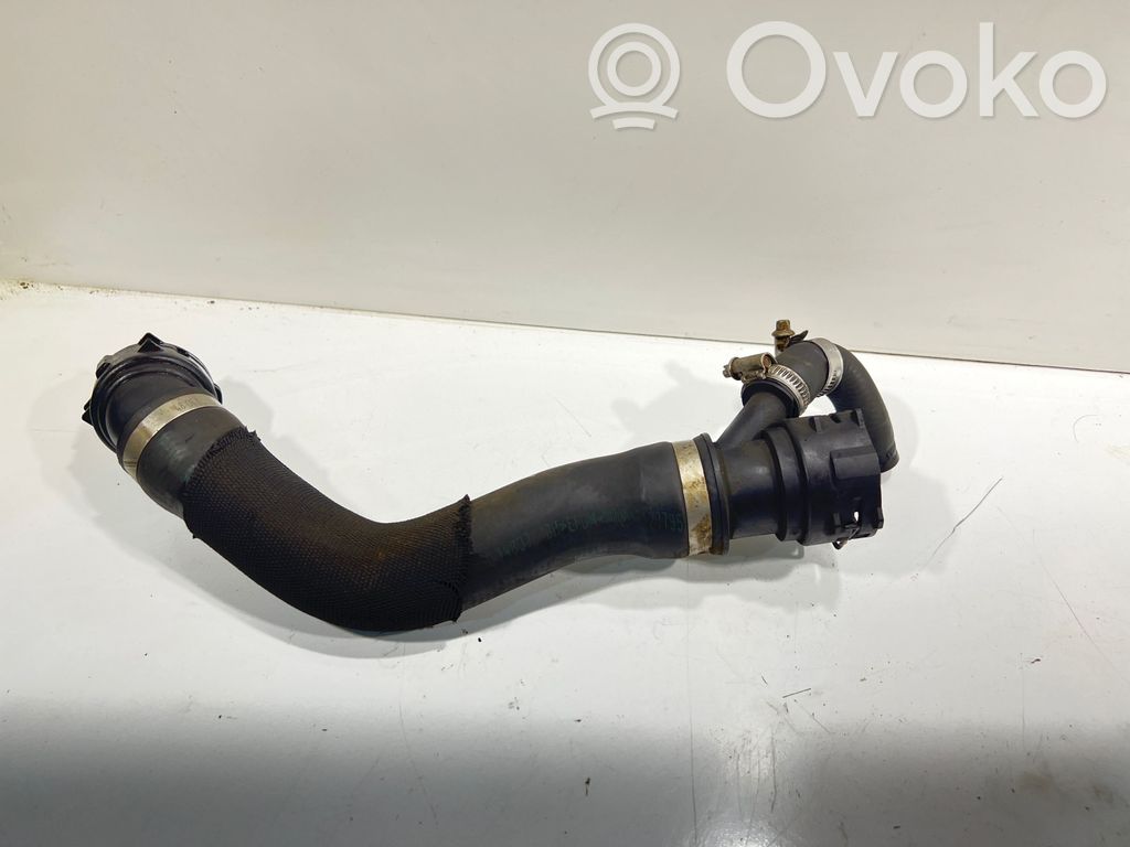BMW 5 F10 F11 Engine coolant pipe/hose 