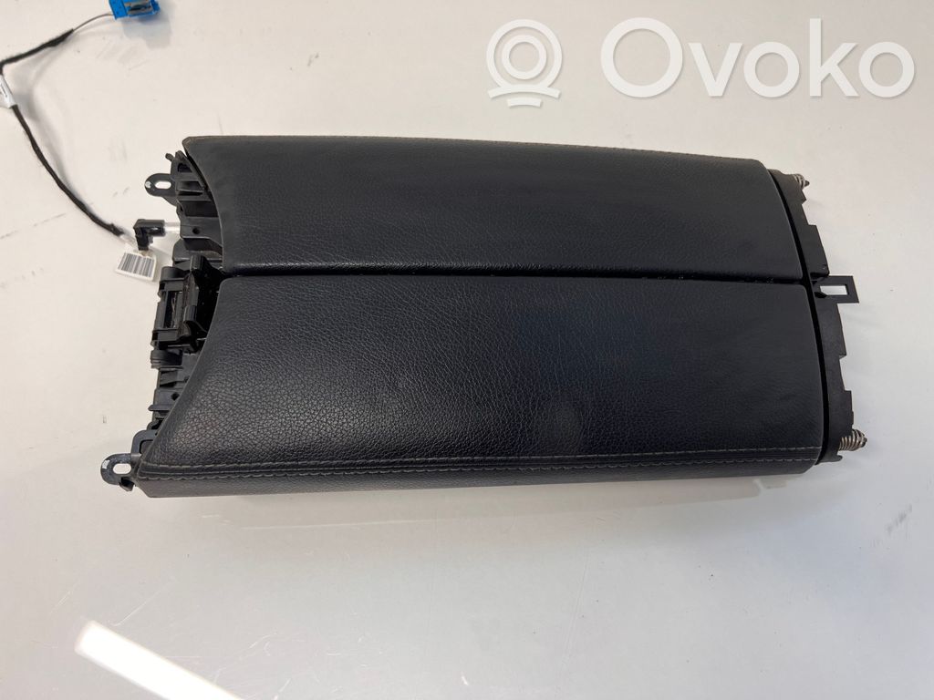 Mercedes-Benz C W205 Podłokietnik tunelu środkowego 