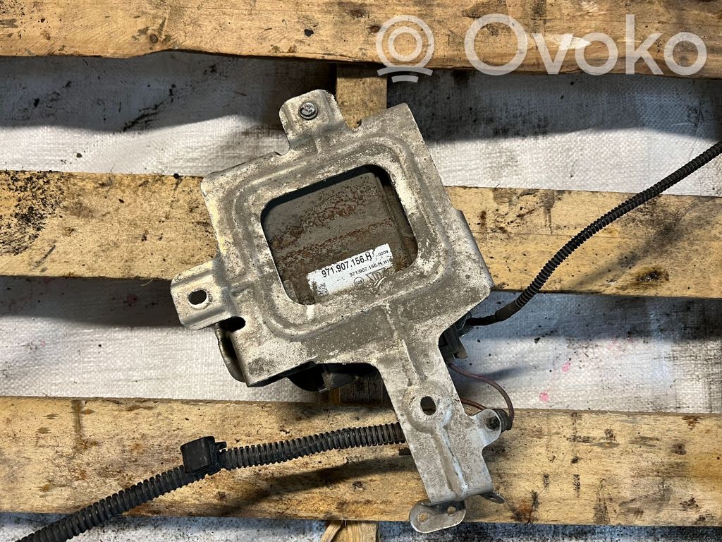 Audi Q7 4M Active stabilizer control unit 