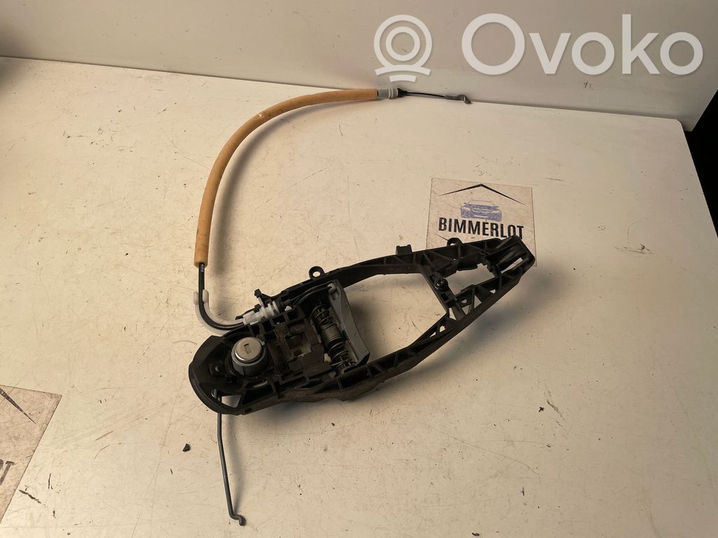 BMW 5 G30 G31 G38 Klamka/wspornik zewnętrzny drzwi tylnych 