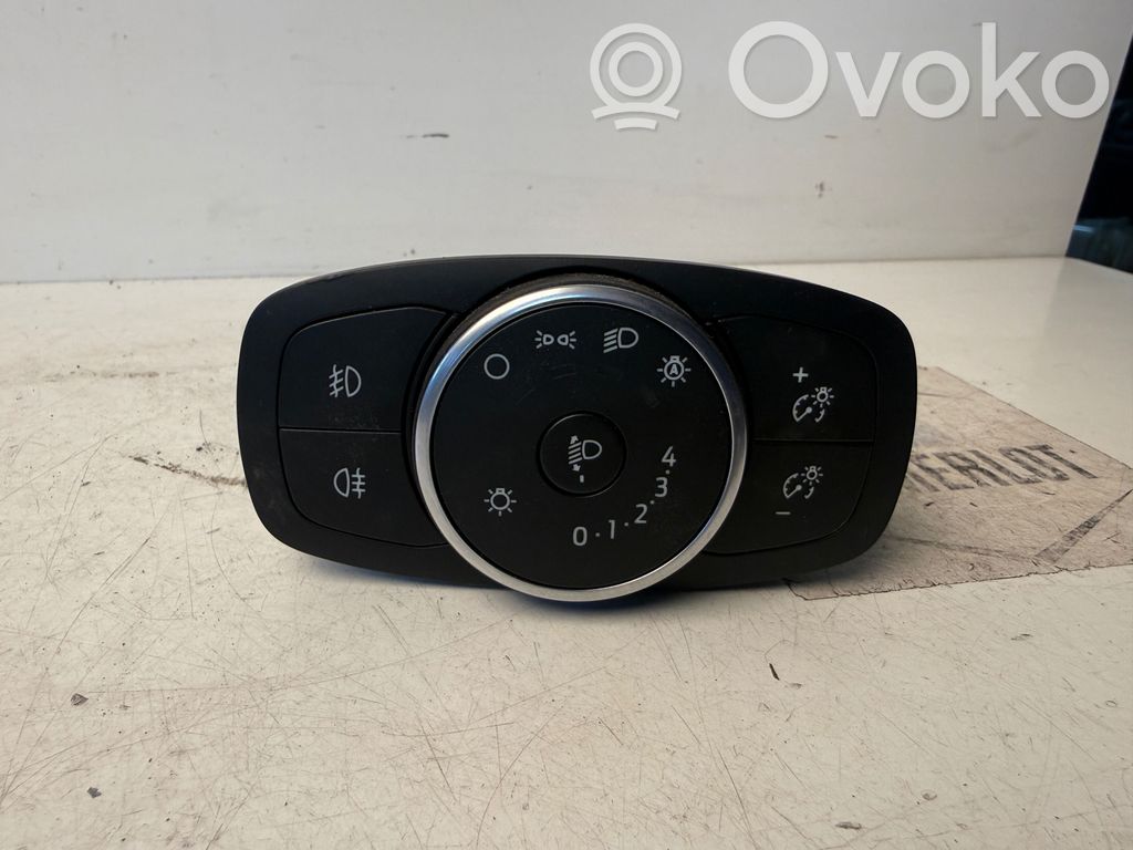 Ford Focus Light switch 