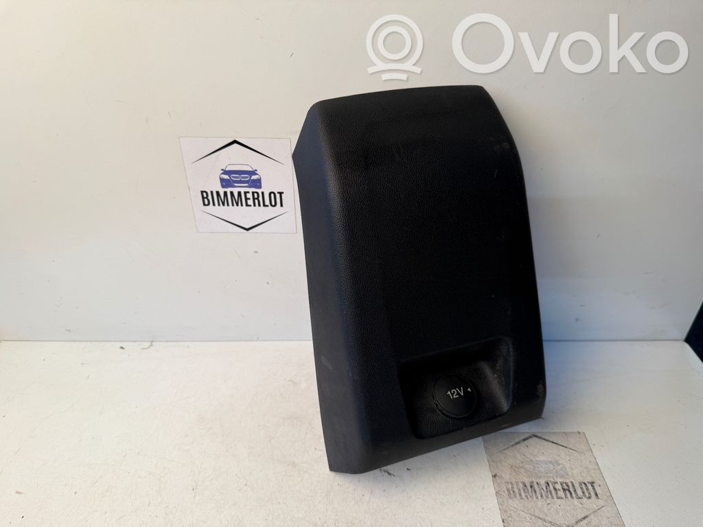 Ford Focus Enchufe de 12V (trasero) 