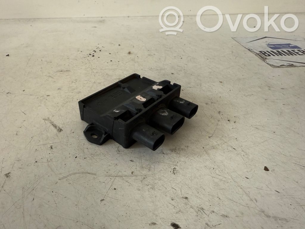 BMW 3 F30 F35 F31 Unidad de control de apertura de la tapa del maletero 