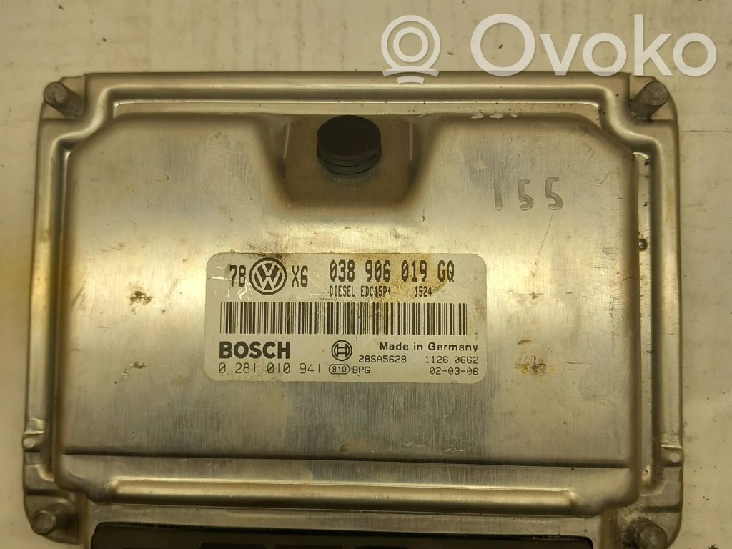Volkswagen PASSAT B5.5 Engine control unit/module 