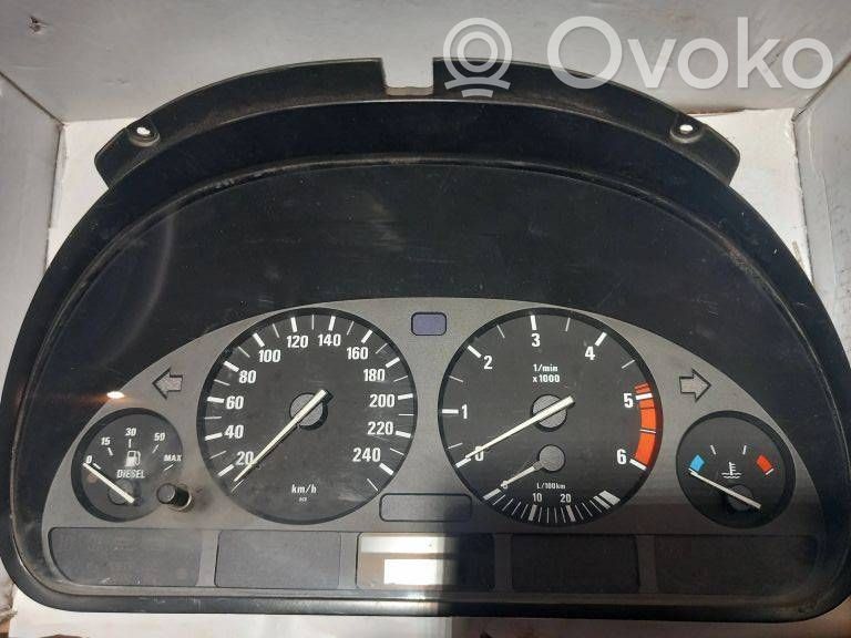 BMW 5 E39 Speedometer (instrument cluster) 