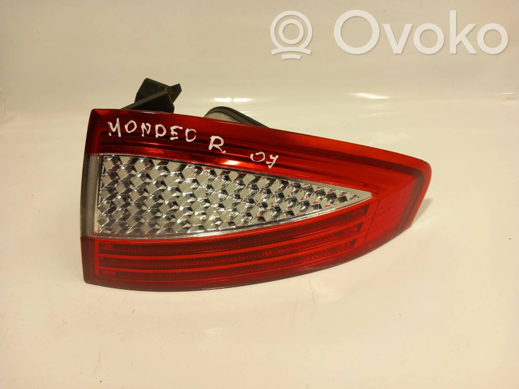 Ford Mondeo MK IV Rear/tail lights 
