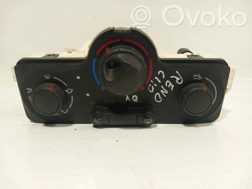 Renault Clio III Climate control unit 