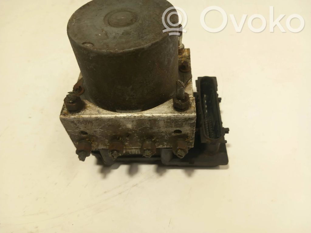 Toyota Corolla Verso E121 Bomba de ABS 