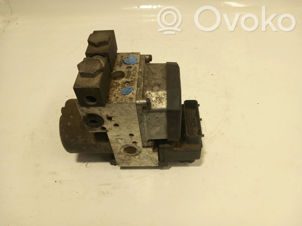 Audi A4 S4 B5 8D Bomba de ABS 
