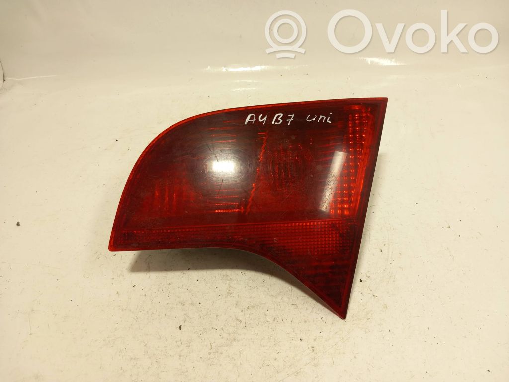 Audi A4 S4 B7 8E 8H Takaluukun takavalot 