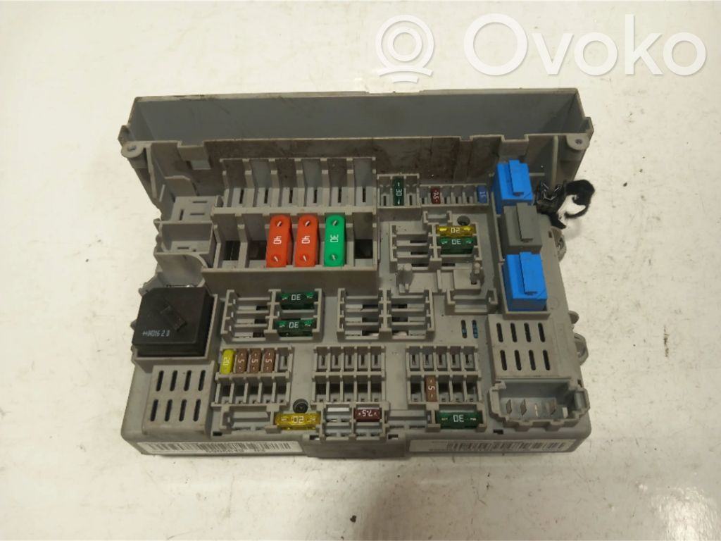 Drošinātāju bloks   6906613,6906613,18842000000A