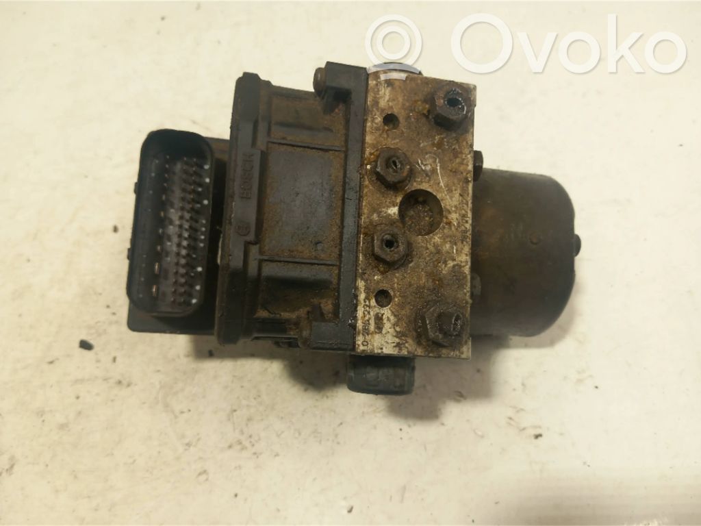 Ford Mondeo Mk III ABS bloks 