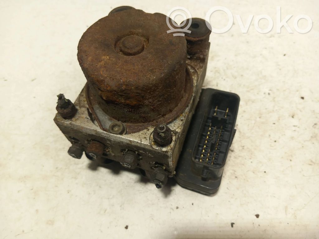 Mazda 323 F ABS bloks 