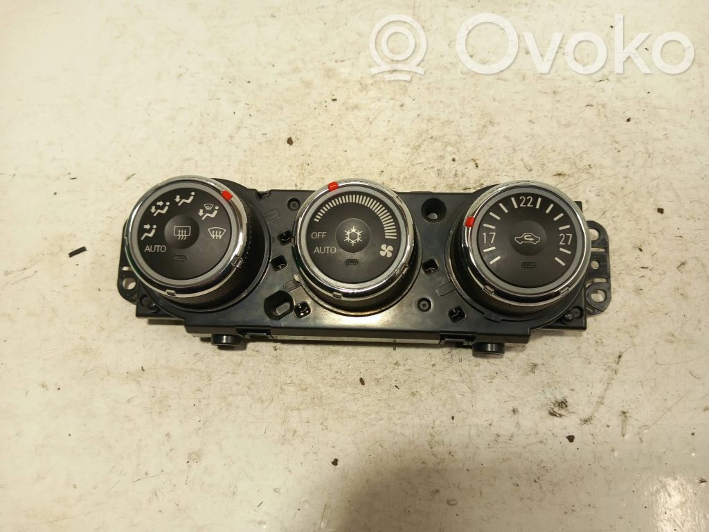 Mitsubishi Outlander Panel klimatyzacji 