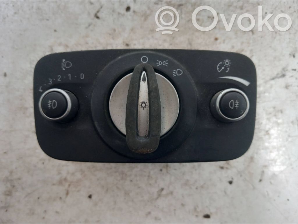 Ford Mondeo MK IV Light switch 