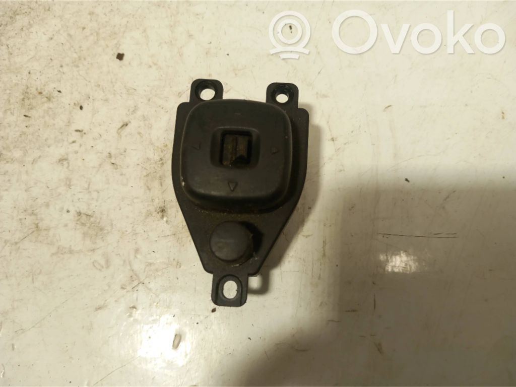 Mazda 2 Wing mirror switch 