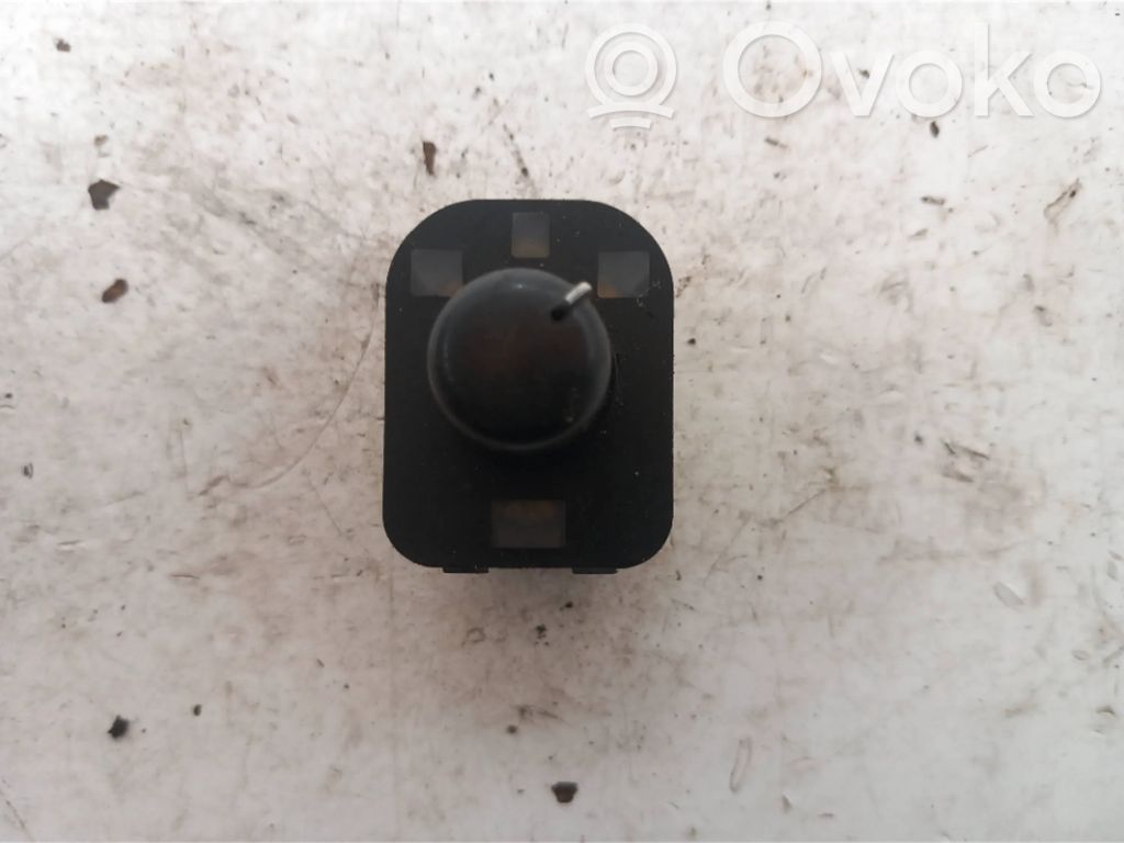 Audi A6 S6 C5 4B Wing mirror switch 