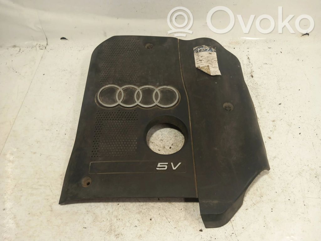 Audi A4 S4 B5 8D Motorabdeckung 