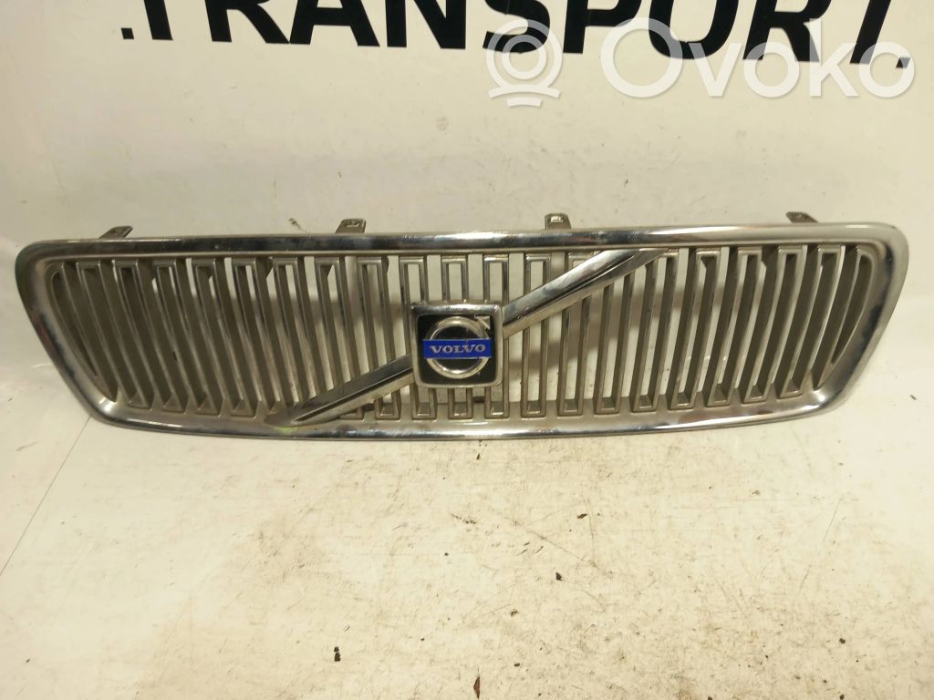 Volvo V70 Etusäleikkö 