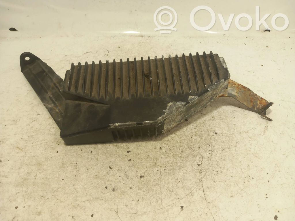 Volvo S80 Sound amplifier 